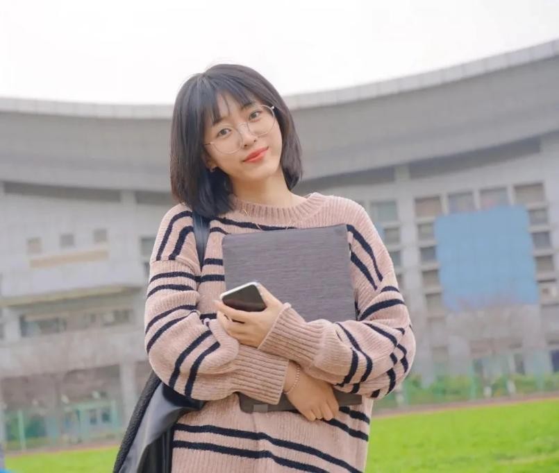 江苏大学材料科学与工程学院（惊艳）