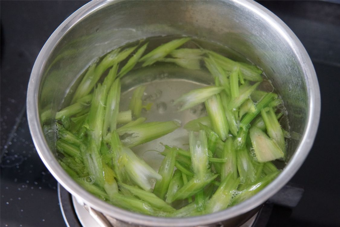 春天，建議中老年人：多吃10種“天然高葉酸”食材，早吃早受益