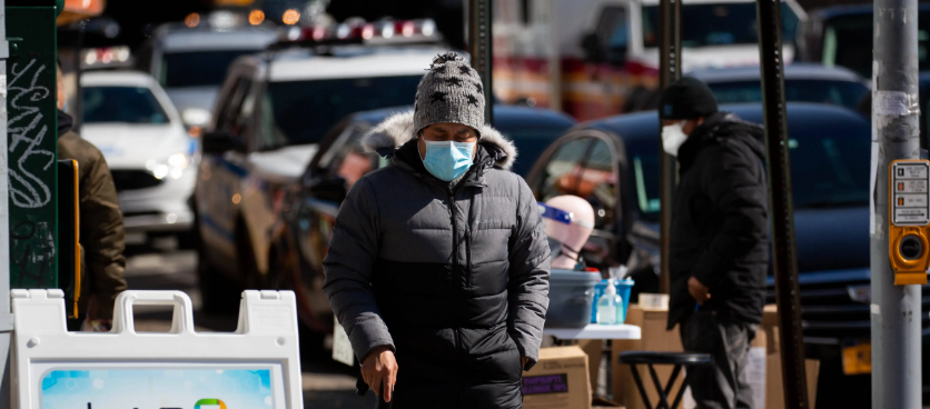 曾经的央视名嘴阿丘，因一句“向世界道歉”，彻底身败名裂