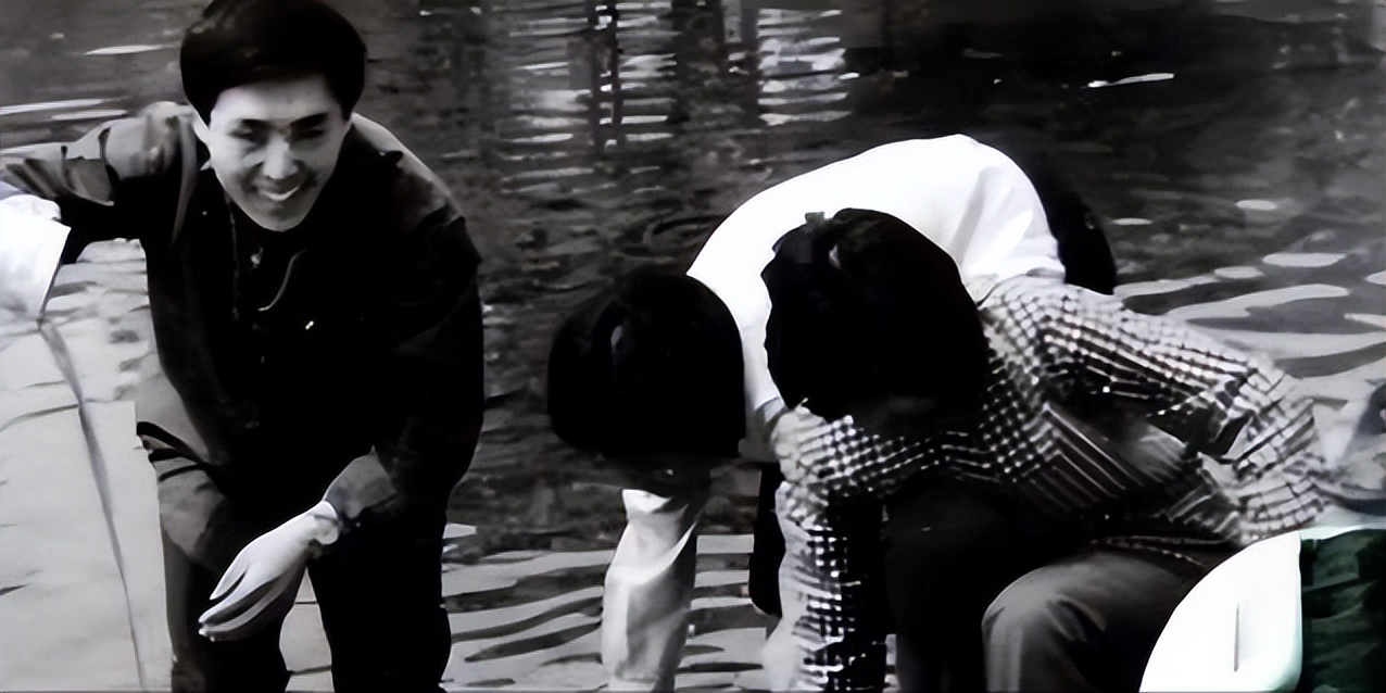 凤凰男多可怕？不想为别人而活的张艺谋，却将肖华的人生活成悲剧