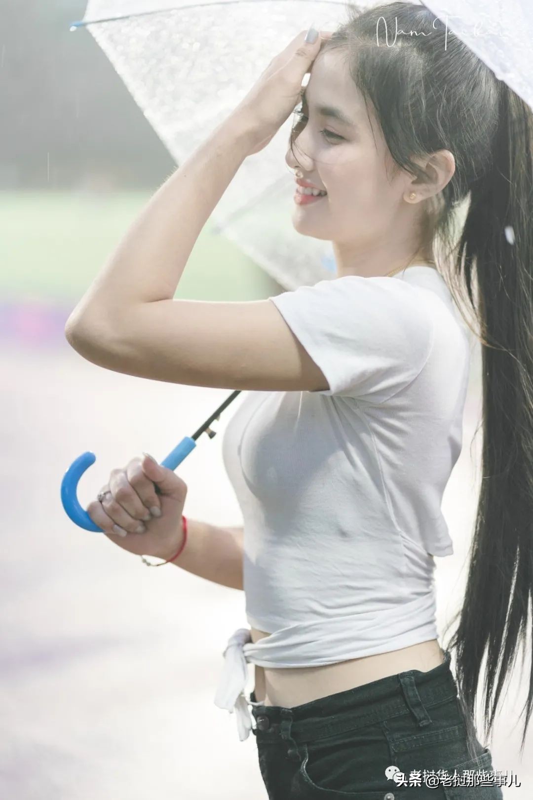 老挝水音小姐姐，三年前旧照翻出，超可爱