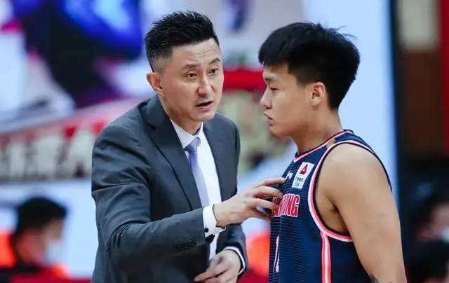 cba赵睿为什么没上场(赵睿究竟怎么了?