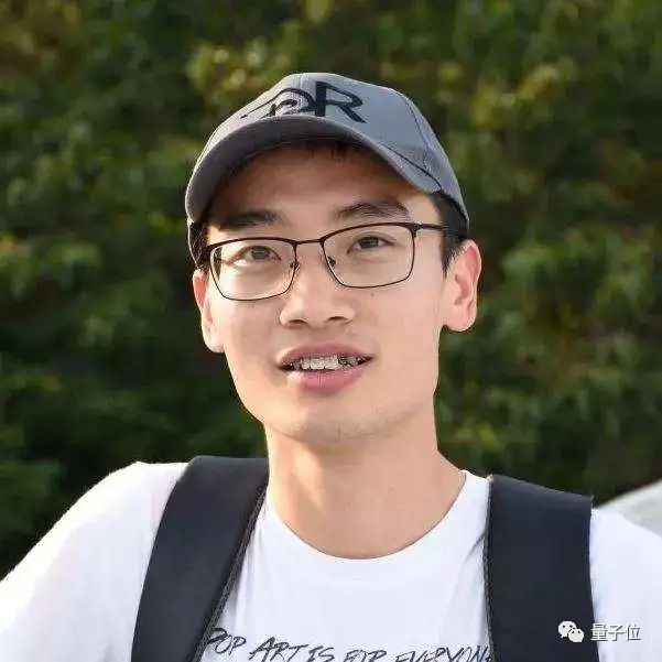 騰訊老照片修復(fù)算法開源，細(xì)節(jié)到頭發(fā)絲，3種預(yù)訓(xùn)練模型可下載