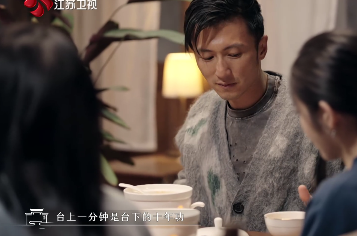 冰清玉洁4胞胎一年学费200万，人美又爱吃，谢霆锋：艺人要少吃饭