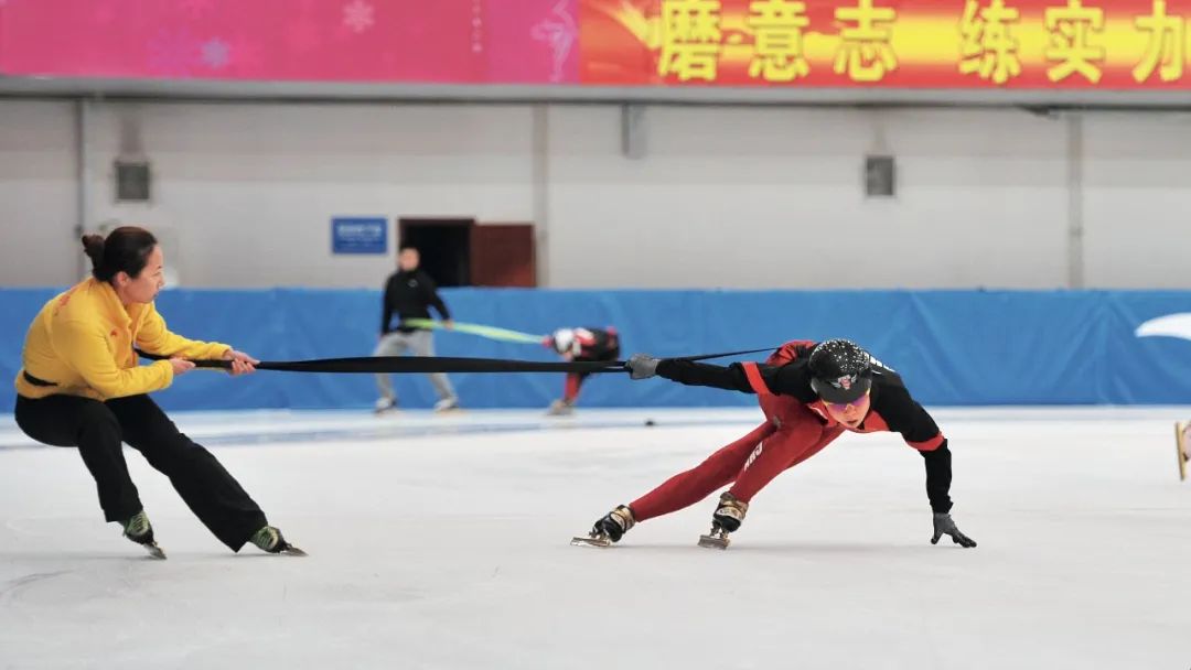 “搅局者”王濛：首次创业赔光所有积蓄，被造谣姐夫是公安局长