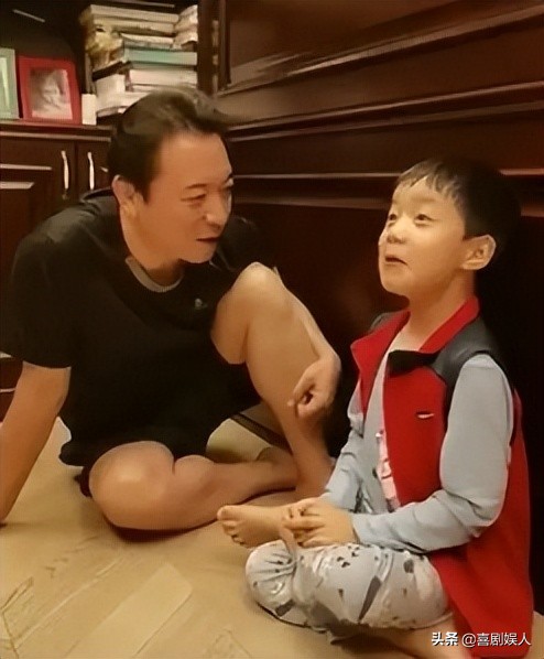 同样是老来得子，金士杰拼命拍戏不敢老，刘德华安享天伦之乐