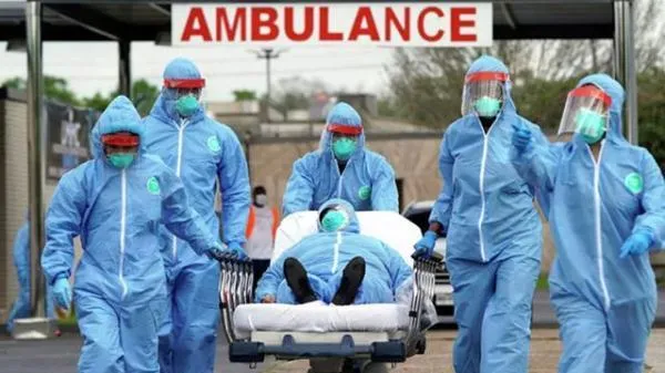 女大学生实名举报辅导员性侵，涉事高校回应【看世界·新闻早知道】