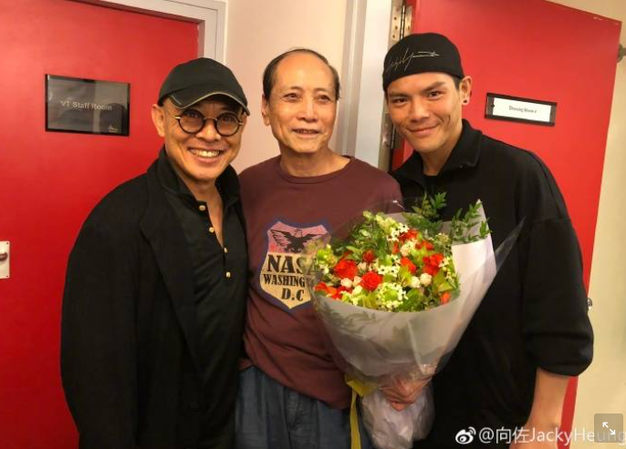 李力持晒李连杰87岁岳父近照，称其留在中山养老，未随利智移民