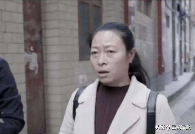 2014年，刺死校园霸凌者的15岁三好学生，出狱后梦想成为一名律师