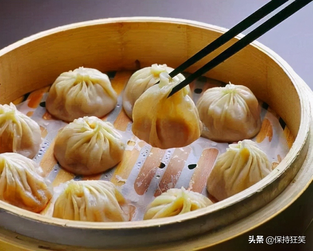 江苏十大名吃排行榜 江苏最有名的小吃你知道哪些 首选鸭血粉丝汤