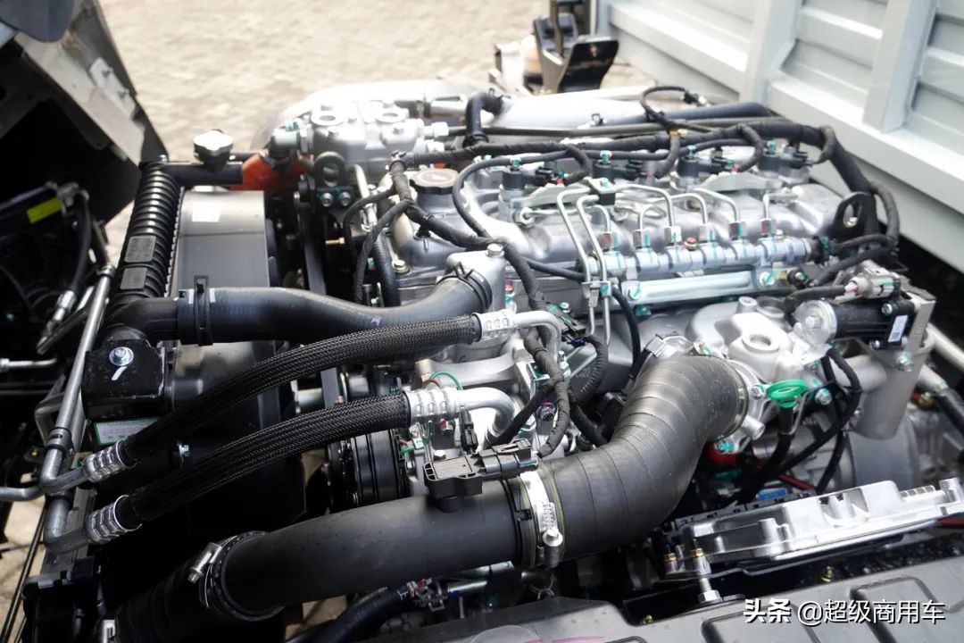 �Լ�װ�ڱ�4D25�Ľ�����忭�� ���Ÿ��Ŷ�����Ӧ��