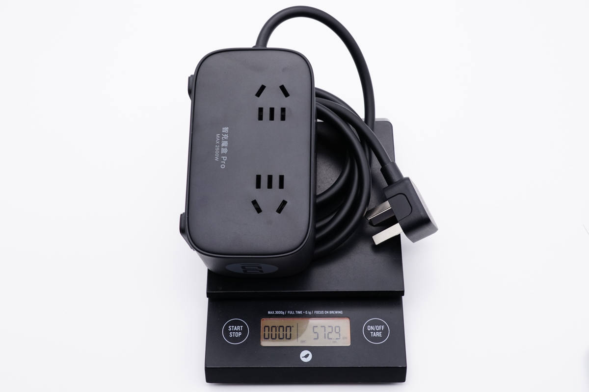 绿联100W智充魔盒Pro体验：多设备快充一个就够了