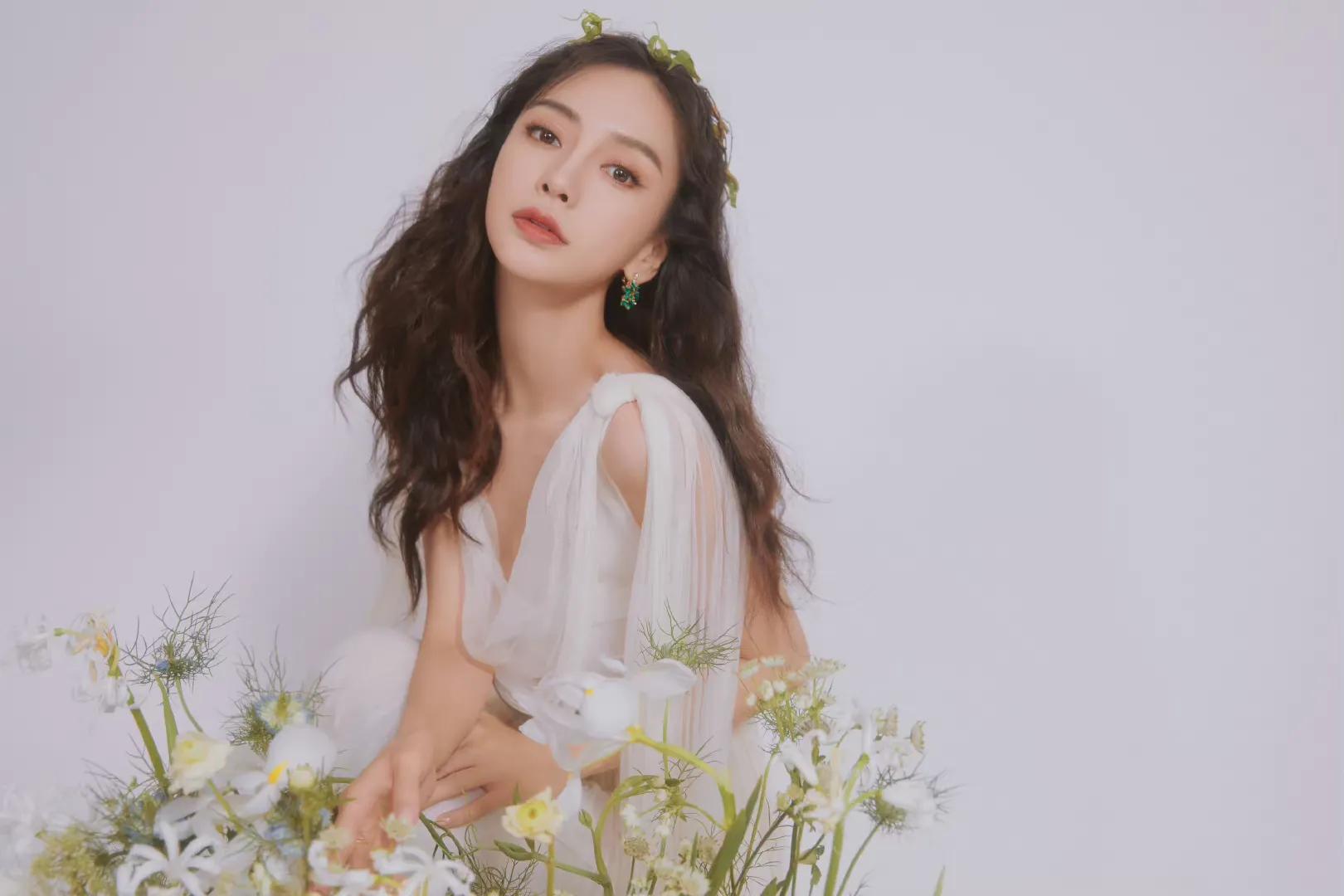 赵丽颖、杨颖、唐艺昕最好看的礼服合集，美若天仙，令人如痴如醉