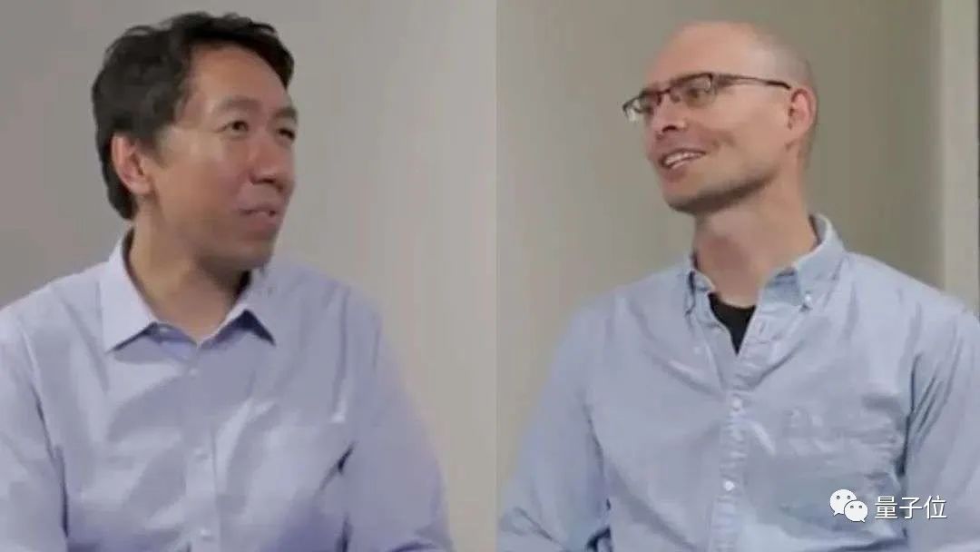 新出生的机器狗，打滚1小时后自己掌握走路，吴恩达大弟子成果