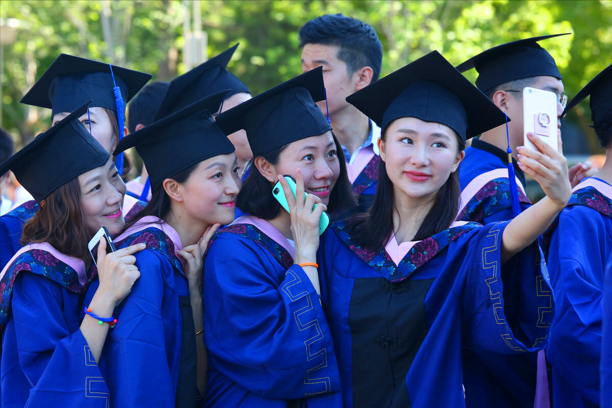 上海臭名昭著的30所野鸡大学，名字十分高大上，毕业证却分文不值