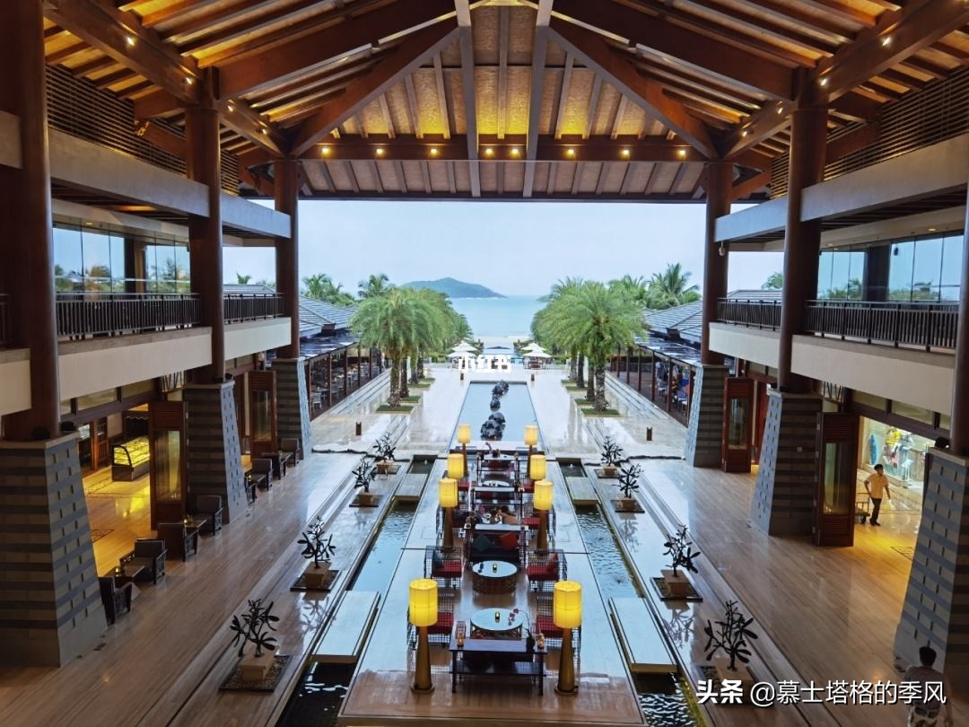 海南春节房价最贵的10家酒店，前两名已经爆满，最贵的一晚22万元