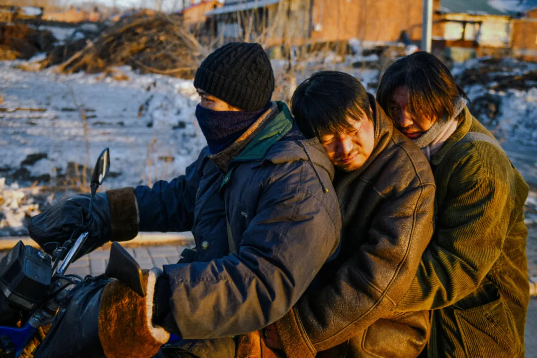 做最辛苦的北漂,住地下室10年,他终于被权威认可