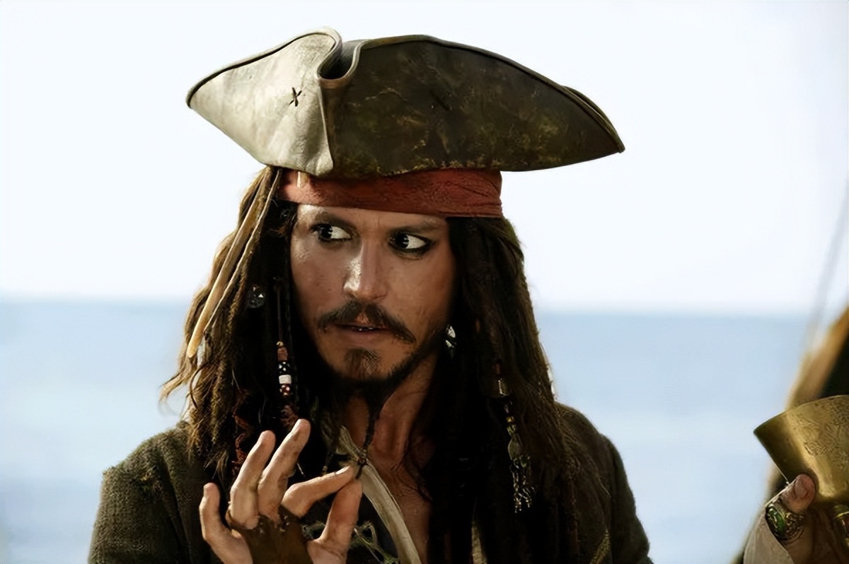 德普不再演加勒比海盗，迪士尼给3亿美元也不拍，网友：别了船长
