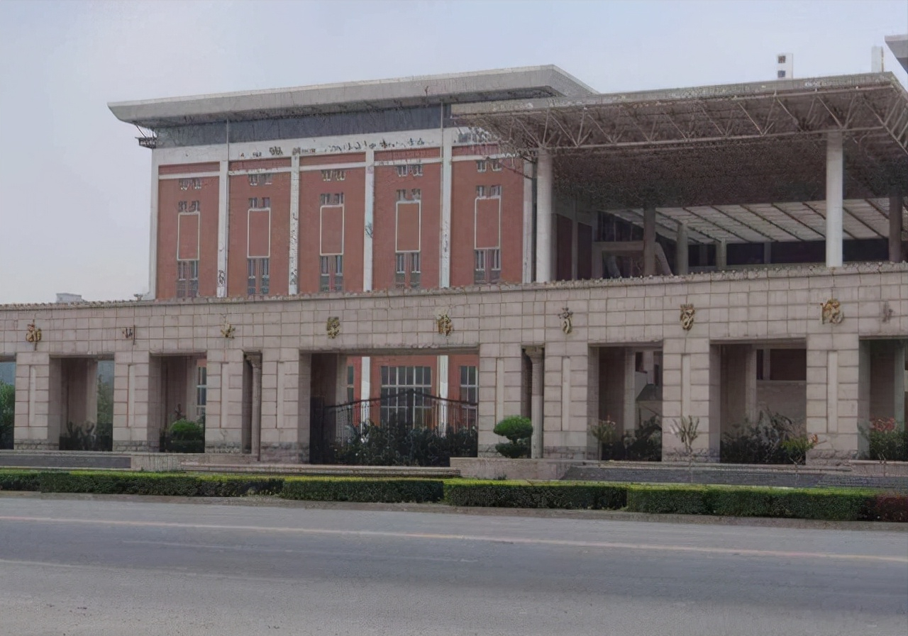 郑州大学“忍痛割爱”，河南成立一所省字头高校，学生：不破不立