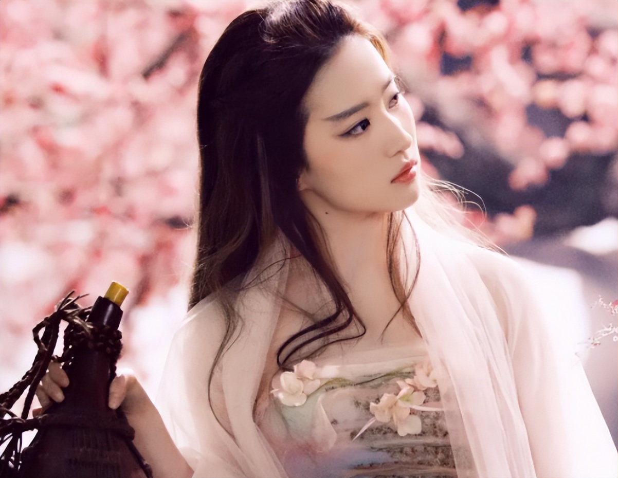 刘亦菲是想要什么就全力以赴的人，说她没事业心，粉丝是不同意的