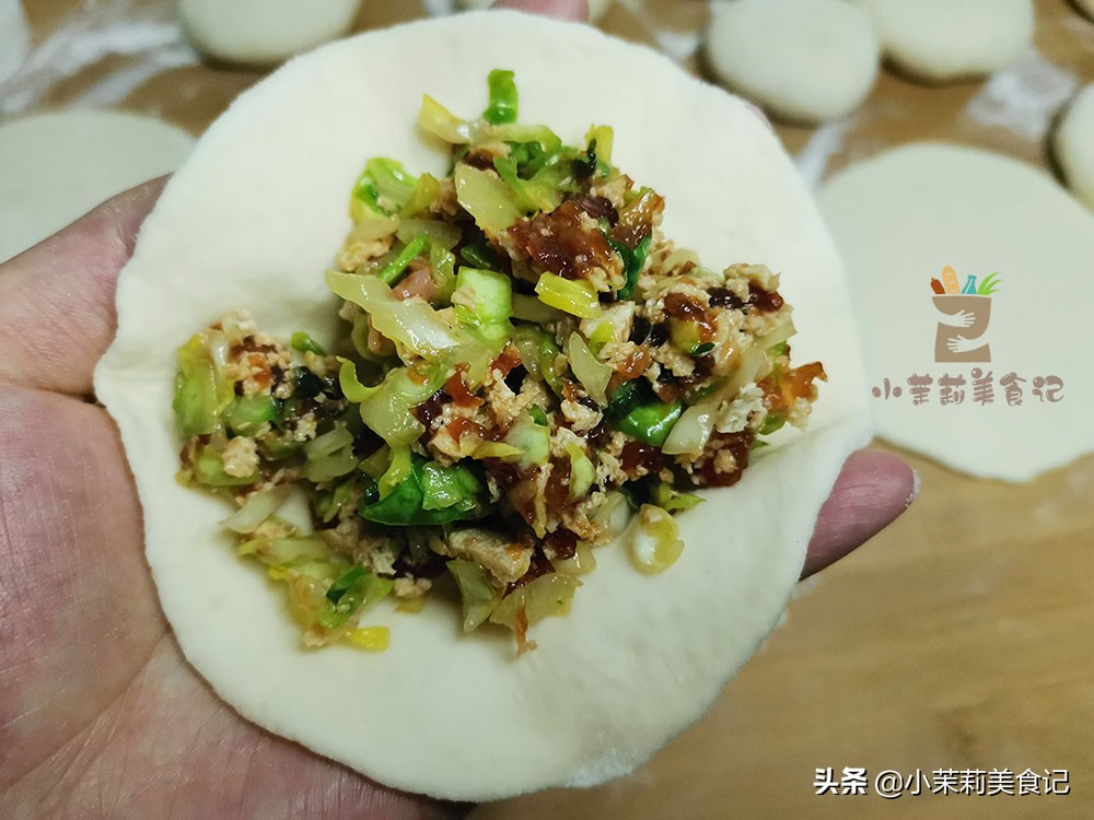 冬天发面，记住别直接和面，2个技巧帮你“加速”，20分钟发满盆