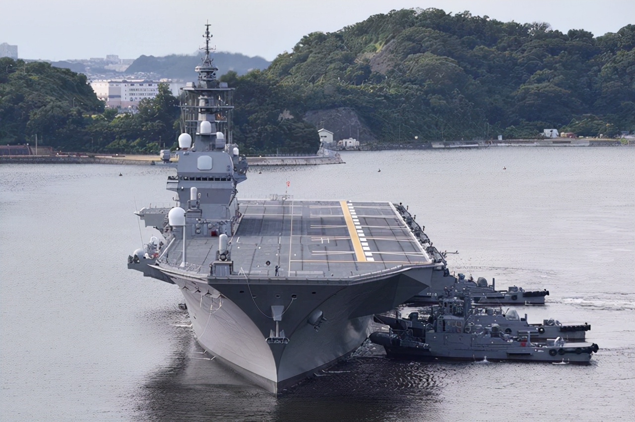 2022中日水面舰艇对比，现代海战中谁输谁赢？