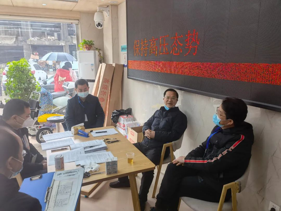 市人大常委会领导继续督导各联点社区疫情防控工作