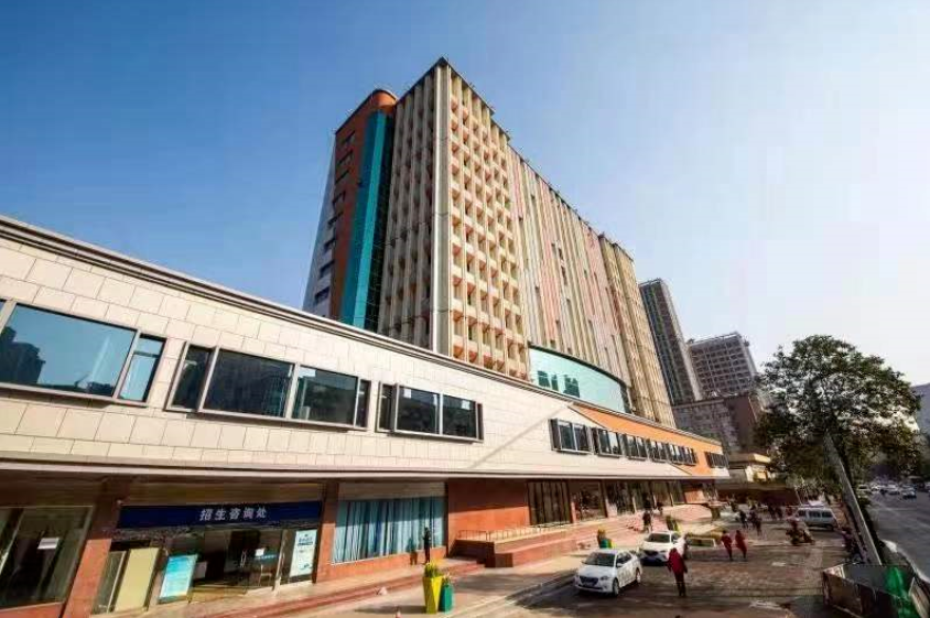 共建“两中心两学院”，成都市成华区与电子科技大学携手合作“干货”满满！