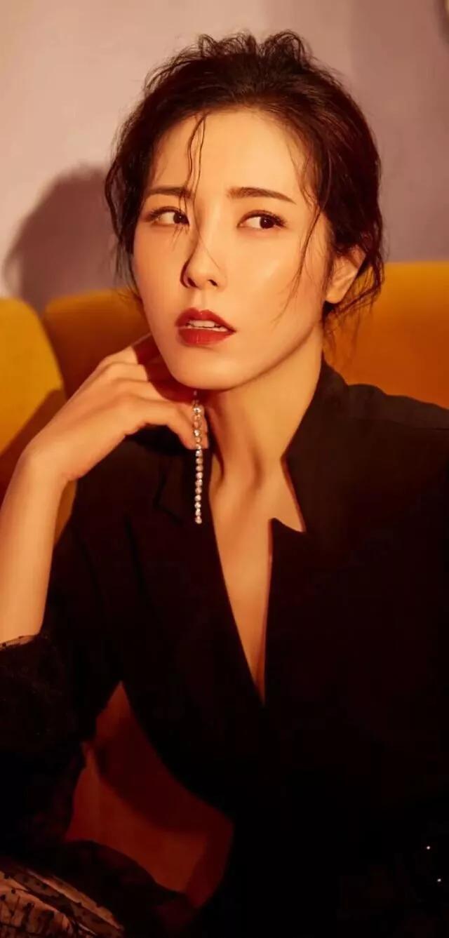 明星俏佳人：最美杨贵妃曾黎