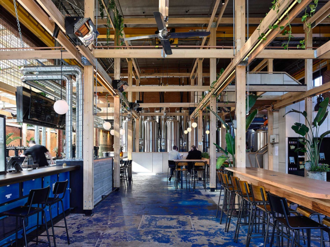 工业旅游魅力显现，旧锅炉房变身精酿啤酒馆