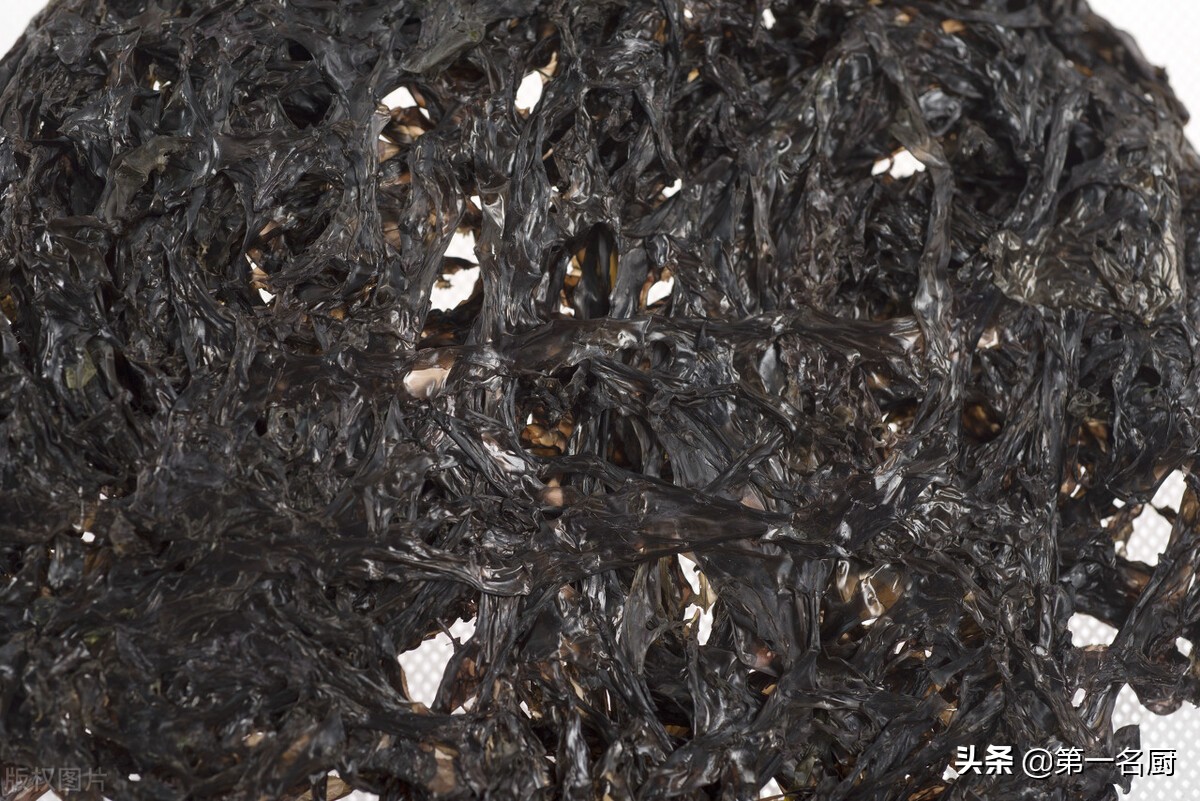 紫菜下锅前，要不要“洗一下”再煮？很多人不懂，听海边人怎么说