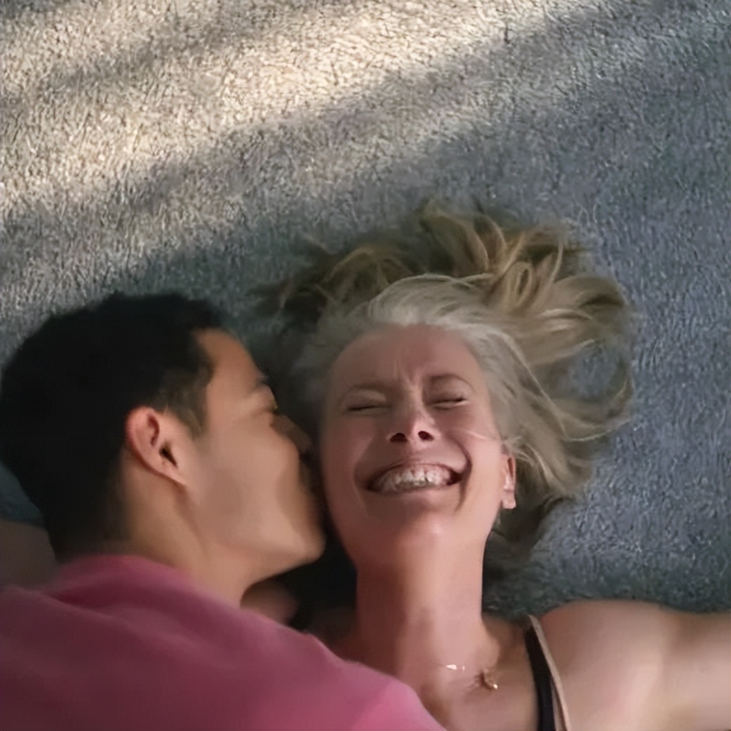 想学《寄生虫》，可惜功败垂成