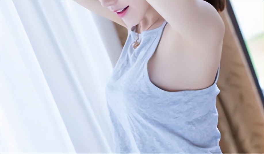 默默牵挂一个人的说说(想念情人的高情商短句)