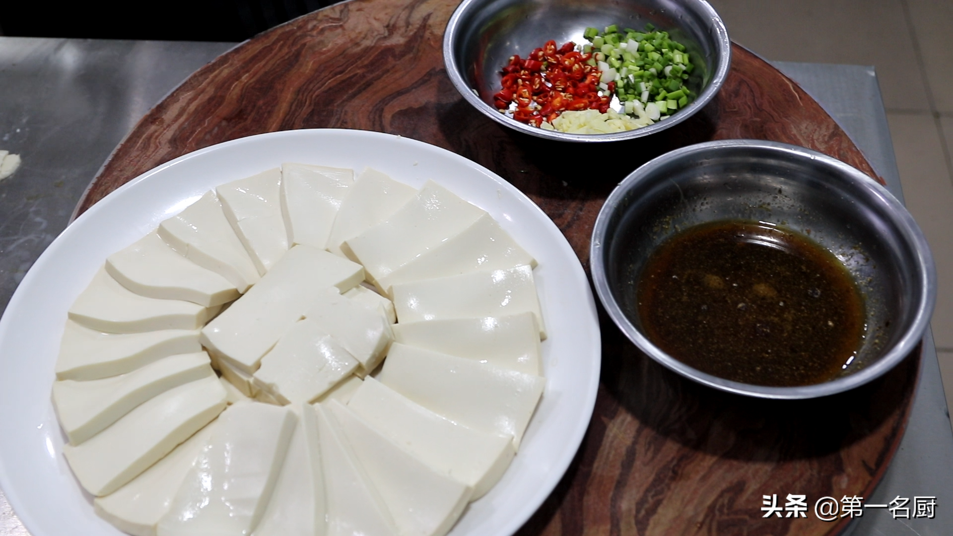 豆腐的做法大全家常菜（6种家常做法好吃营养还不长肉）