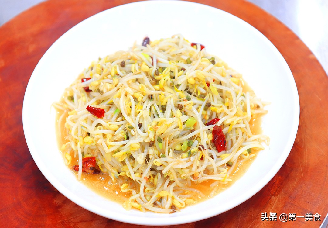 冬季干燥容易便秘，常给家人吃这6种食物，润肠通便，常吃又滋补