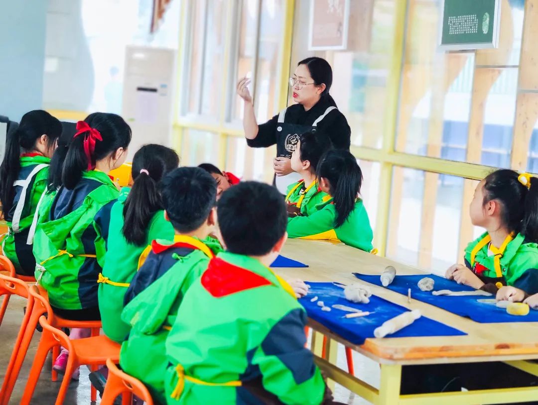 双流区迎春小学受邀作“中小学馆校育人模式变革”的经验分享