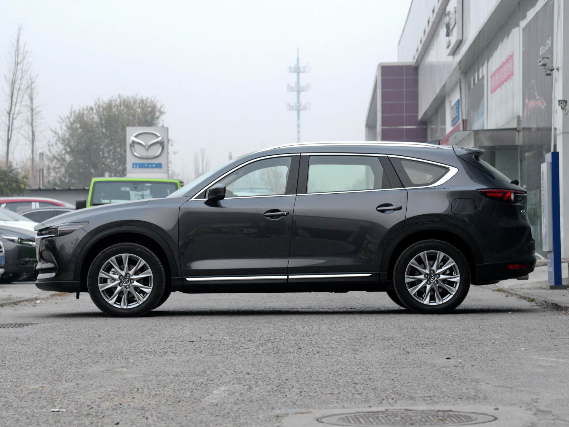 5l大排量自吸的suv,实拍马自达cx-8