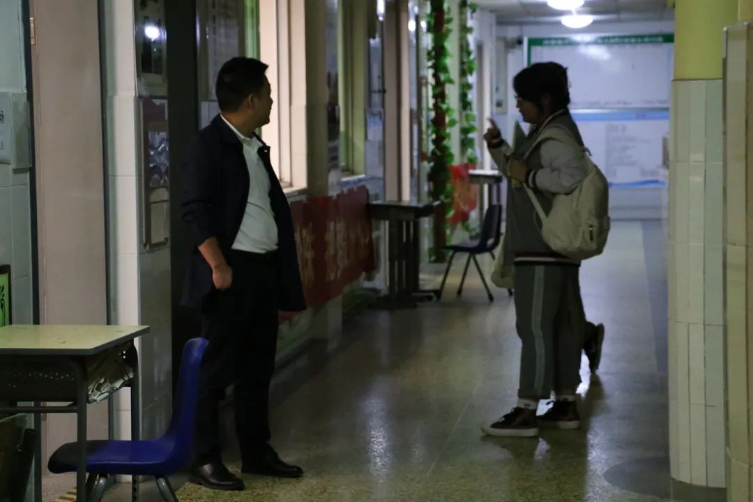 高考倒计时40天！致敬每一位成都为明的追梦者，决胜高考志做黑马