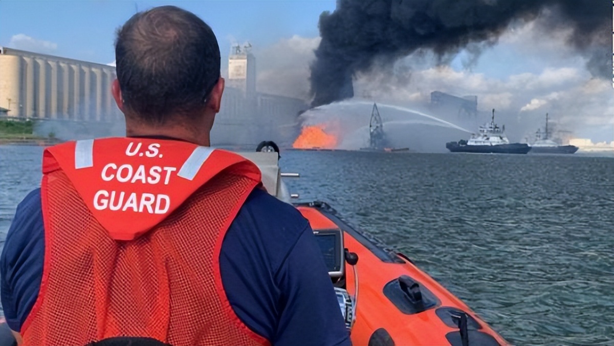 ����һ�ۿڱ�ը���ŷ����Ȼ��Ӧ���Ǽۣ�������첻�ù�