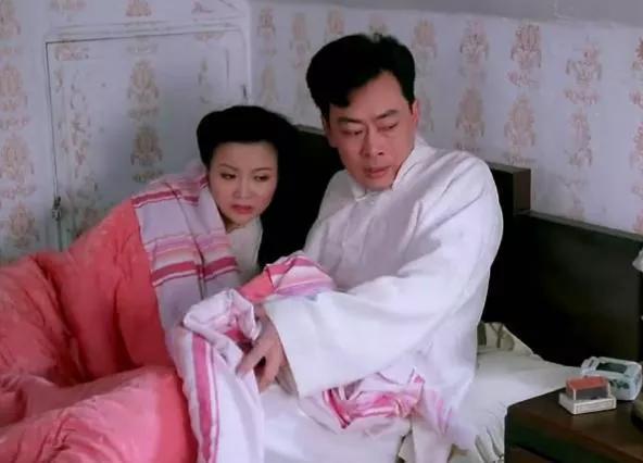 老戏骨王诗槐，离异，一个人照顾病中儿子，20年后遇初恋儿女双全