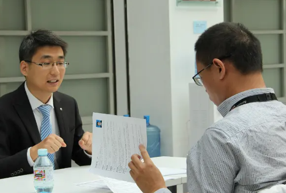 三个行业将进行整顿，一大批员工或要被迫下岗，毕业生择业要慎重