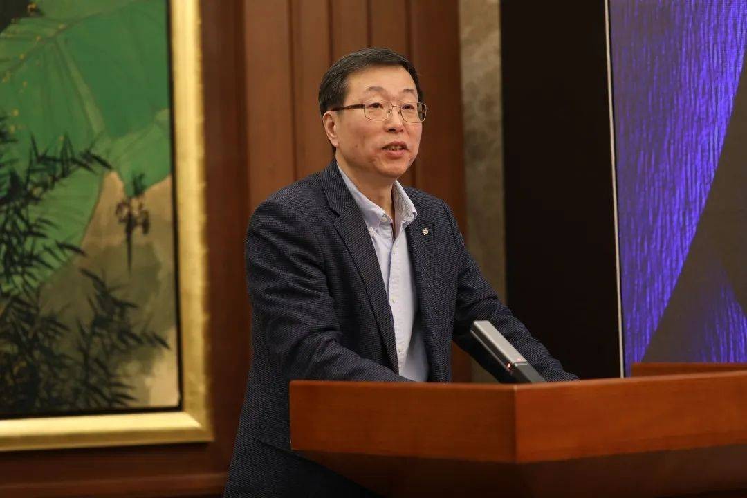 高考写甲骨文，川大破格将他录取，导师却直言：宁愿辞职也不教他