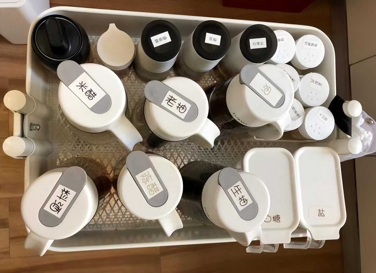 广州41岁阿姨，因太会布置而走红，把60㎡小家装得堪称收纳教科书