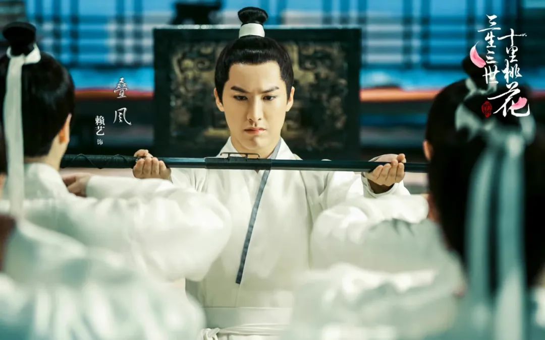 还记得《三生三世十里桃花》里的叠风吗？热巴都在嗑他的cp？