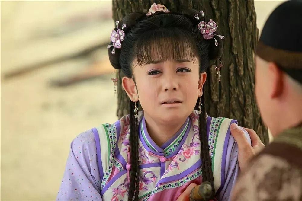 一脸“苦瓜相”却还能演大女主，这8位女星越看越丧，导演咋想的