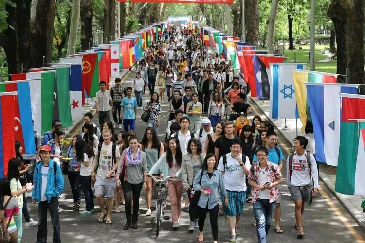 北京语言大学：2022年招生计划为1276人 新增波斯语和人工智能专业
