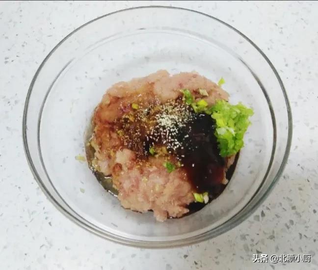 五,【雞肉豆皮卷】寓意:腰纏萬貫