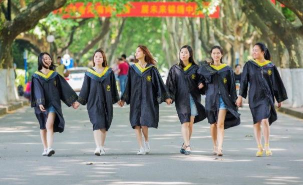 辽宁双一流高校名单出炉，辽大地位或将不保，是否还值得报考？