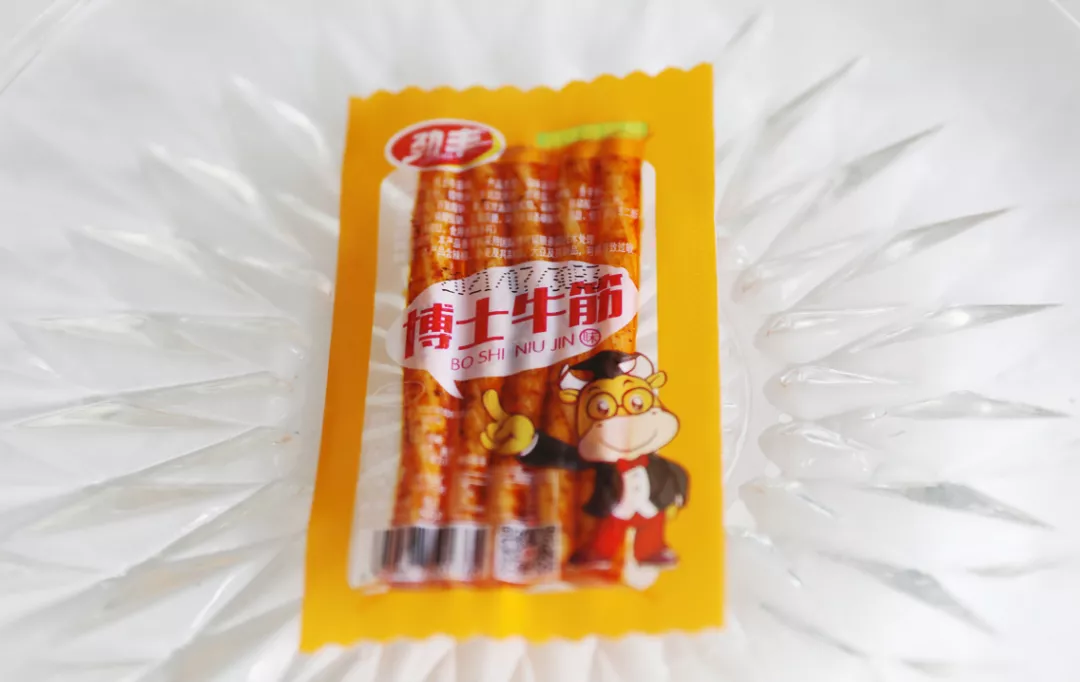 一口入魂！15款童年辣条评测，5毛钱就能买到的快乐