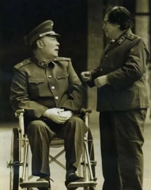 1974年，毛主席亲批4人参加建军节招待会，王尚荣：我要穿得好点